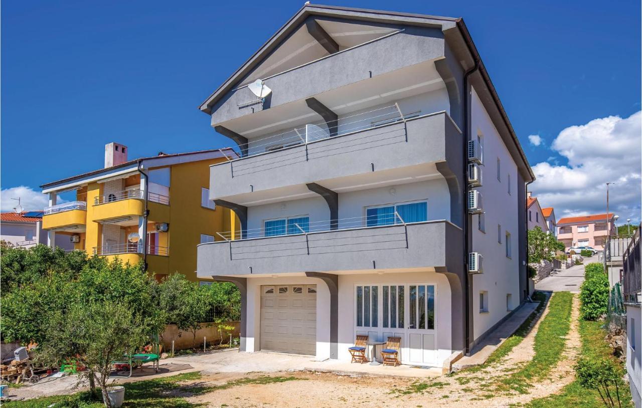 Stunning Apartment In Crikvenica With Wifi Exteriör bild