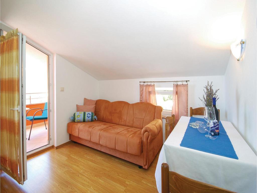 Stunning Apartment In Crikvenica With Wifi Exteriör bild