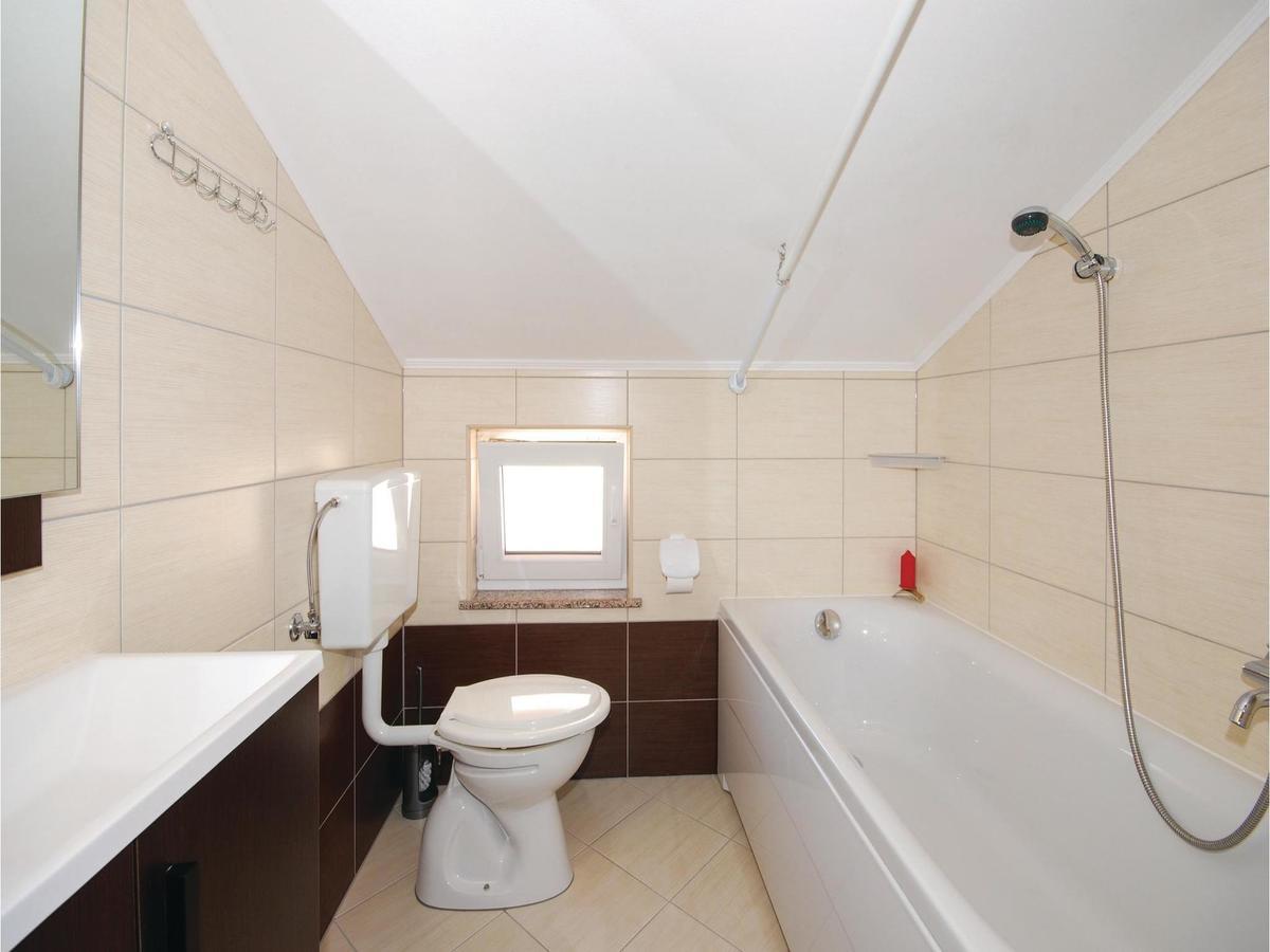 Stunning Apartment In Crikvenica With Wifi Exteriör bild