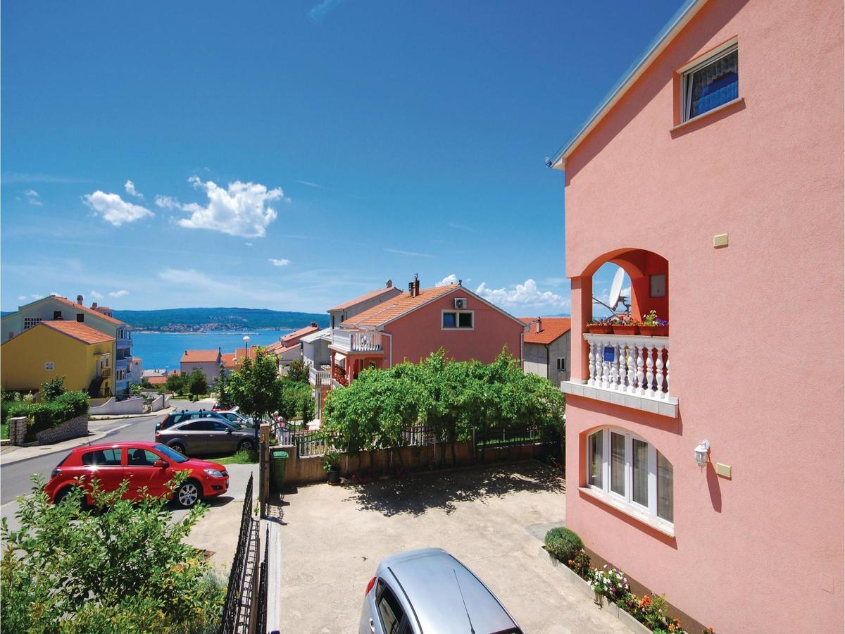 Stunning Apartment In Crikvenica With Wifi Exteriör bild