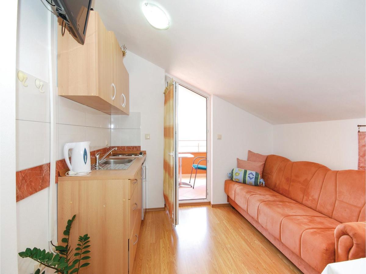 Stunning Apartment In Crikvenica With Wifi Exteriör bild