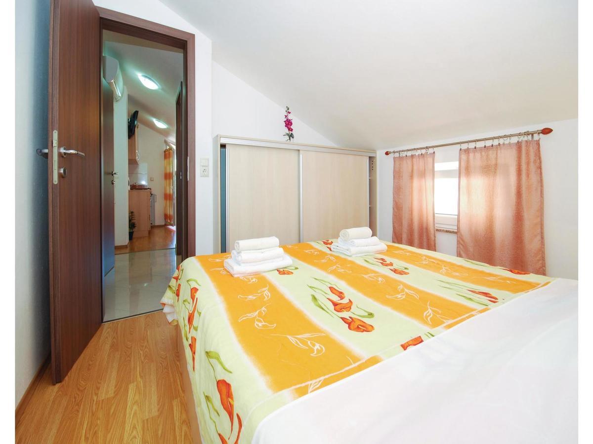 Stunning Apartment In Crikvenica With Wifi Exteriör bild