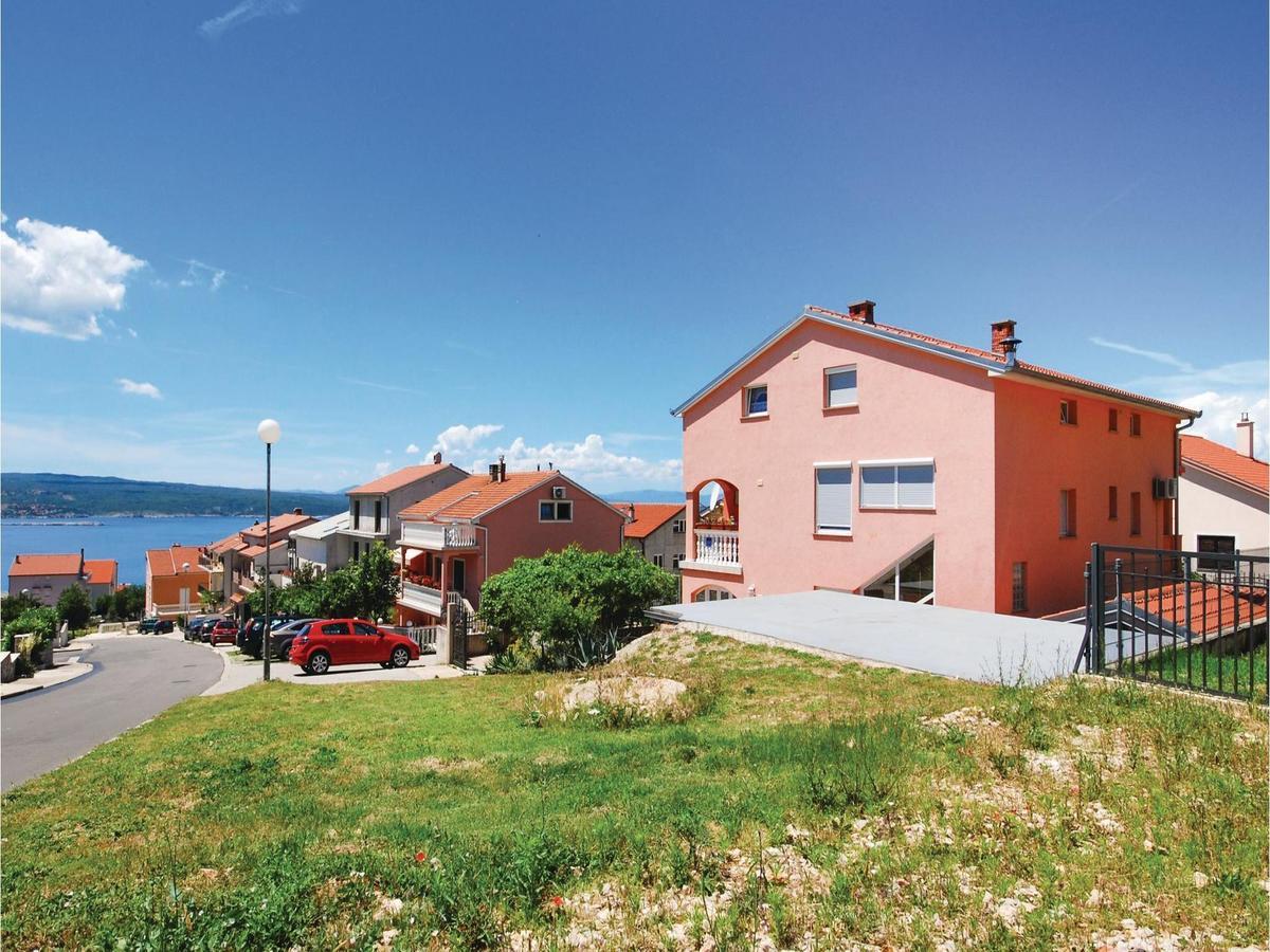 Stunning Apartment In Crikvenica With Wifi Exteriör bild