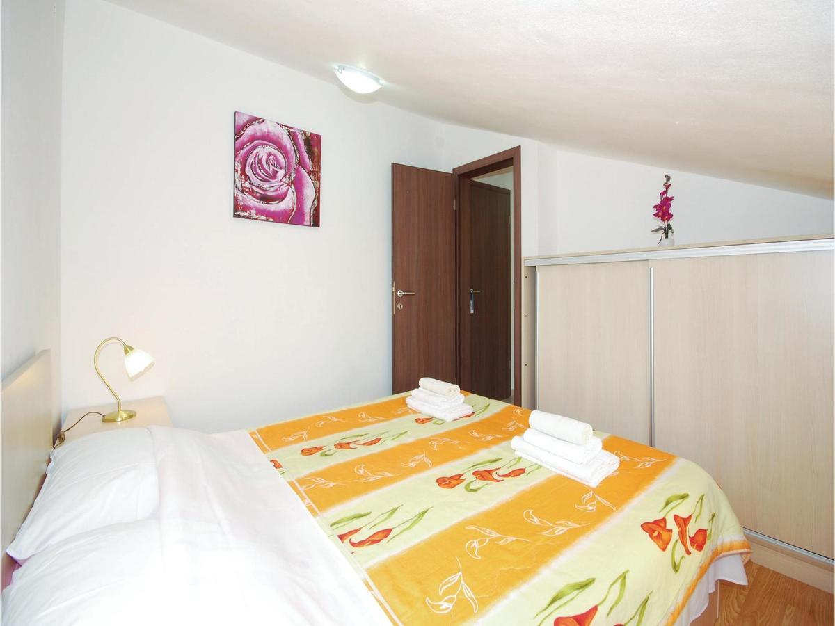 Stunning Apartment In Crikvenica With Wifi Exteriör bild